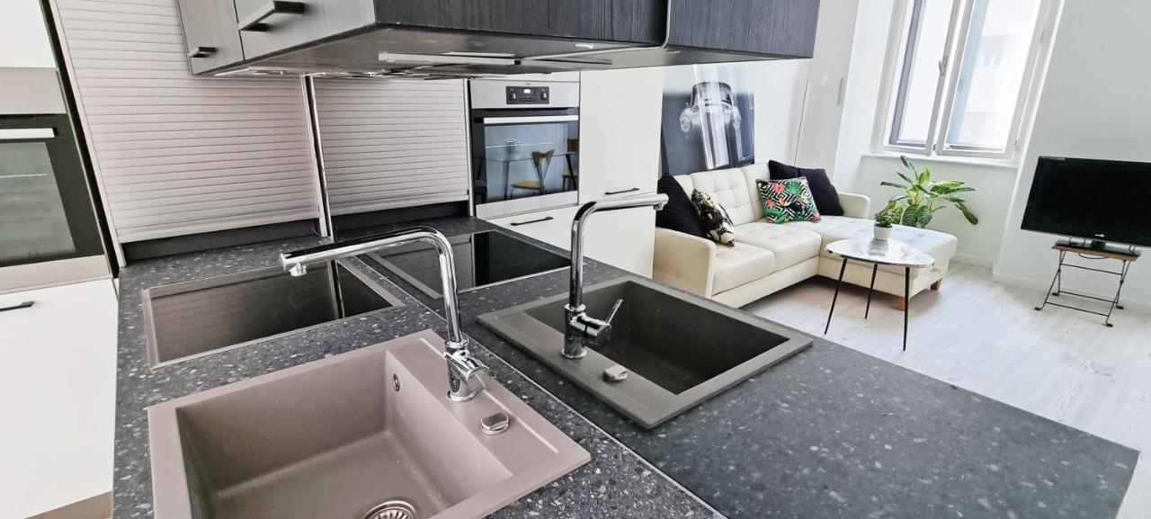 Casa Bianca - 2 Bedroom Design Apartment Трієст Екстер'єр фото