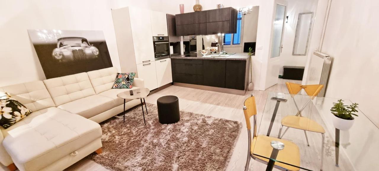 Casa Bianca - 2 Bedroom Design Apartment Трієст Екстер'єр фото